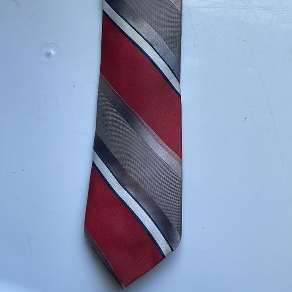 Bundle of two vintage late 60s/early 70s Wemlon by Wembley neckties - Picture 2 of 6